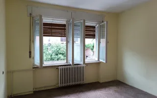 Casă solidă în Orșova, S+P+E, 220 mp, teren 284 mp - Poză 27