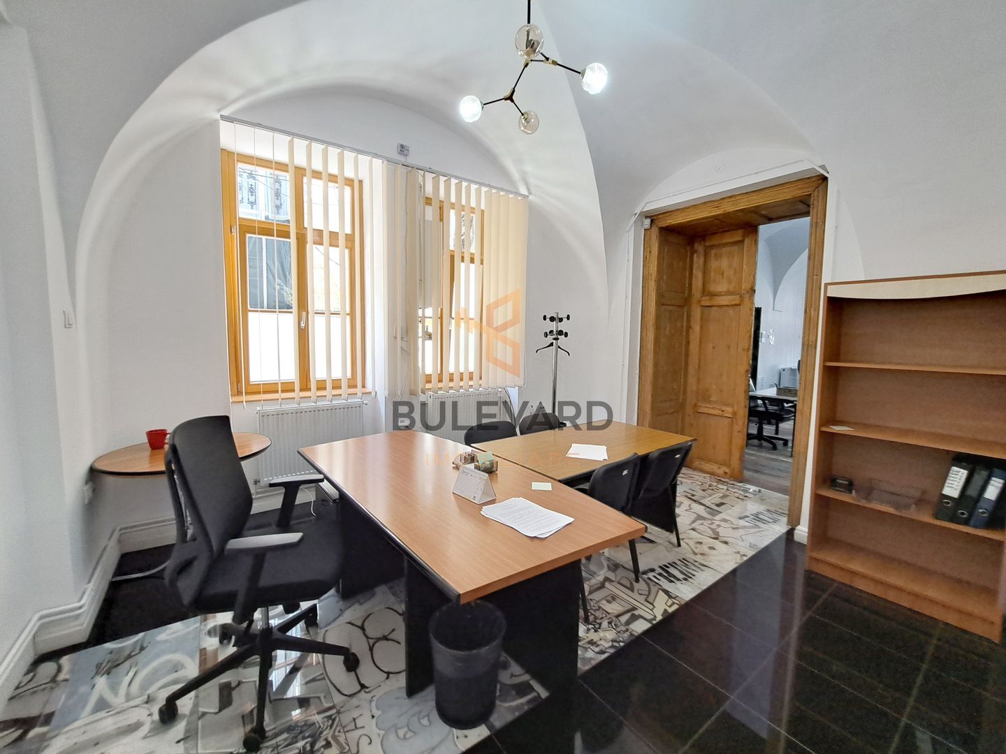 Spatiu de birou ultracentral, 107 mp utili - Poză 4