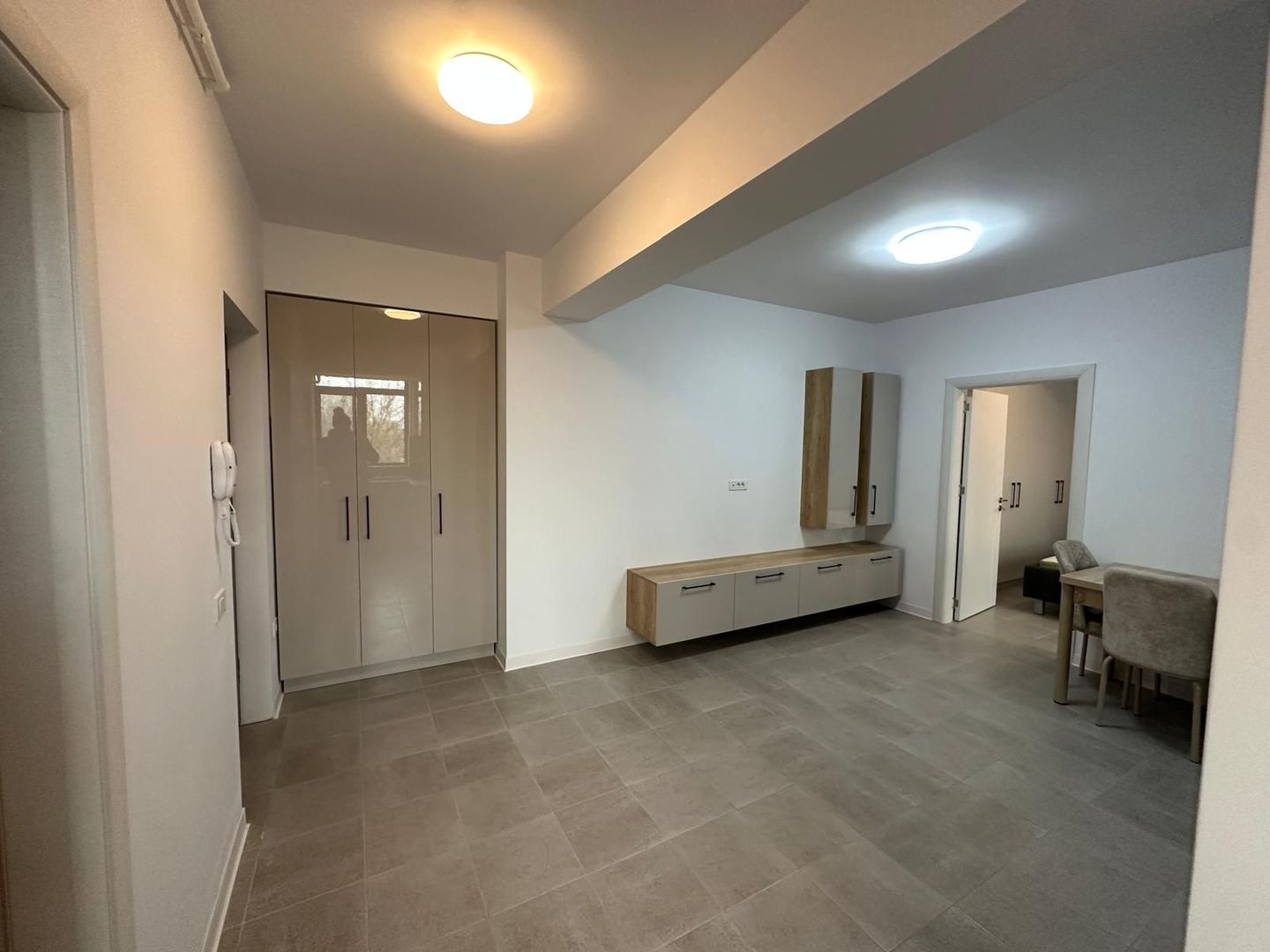 Apartamente GATA Otopeni central 2 camere, PARCARE SUBTERANA - Poză 1