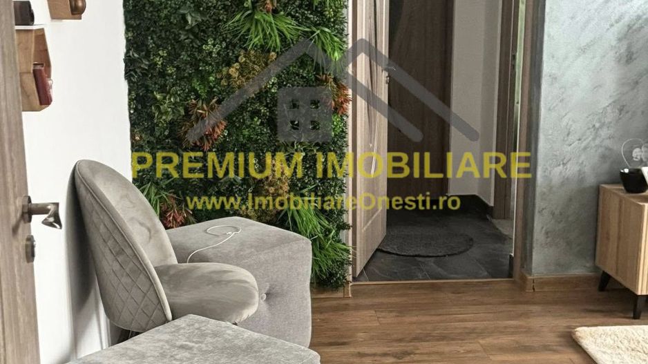 Apartament 2 Camere - Targu Ocna - Renovat - Mobilat - Poză 2