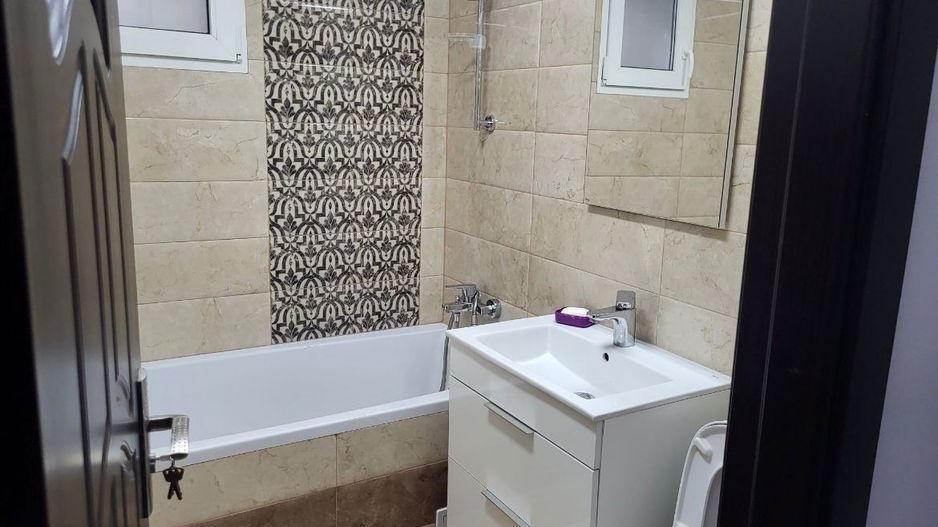 AP. 4 CAMERE PARCUL CAROL, CENTRALA, MOBILAT MODERN, BUCATARIE INCHISA - Poză 6