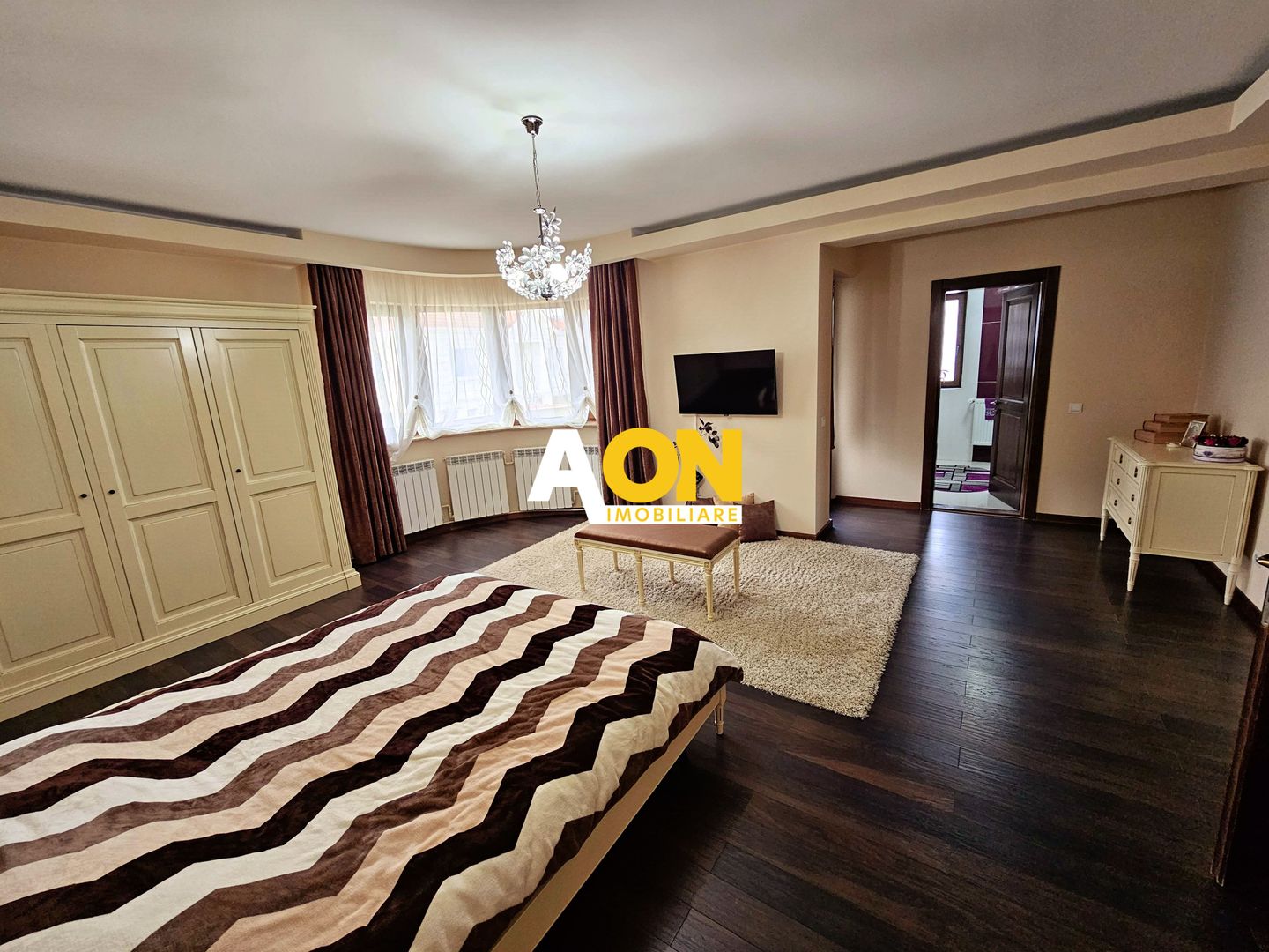 Casa 5 camere, 870 mp teren, mobilata, utilata, zona Cetate - Poză 14