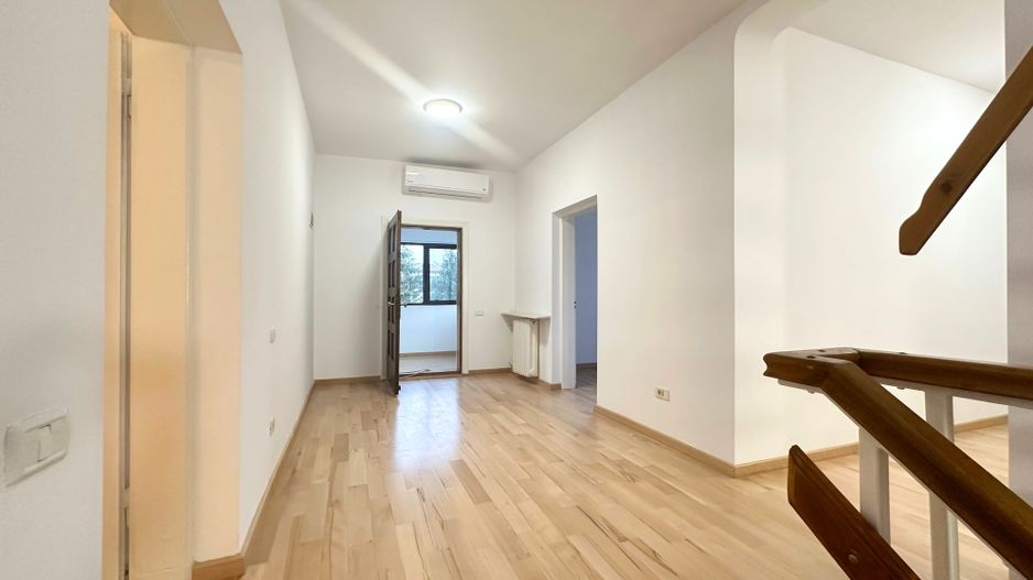 Oferim spre închiriere o proprietate de excepție zona Sisesti - Poză 25