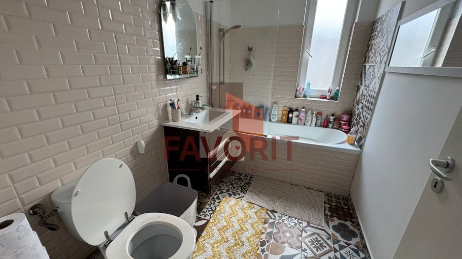 Apartament cu 3 camere mobilat si utilat, posibilitate preluare chiriasi - Poză 8