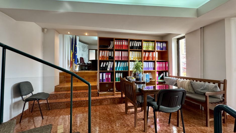 Brâncoveanu  Sp+P+M cu extindere P+1E+M pretabilă afacere - Poză 19