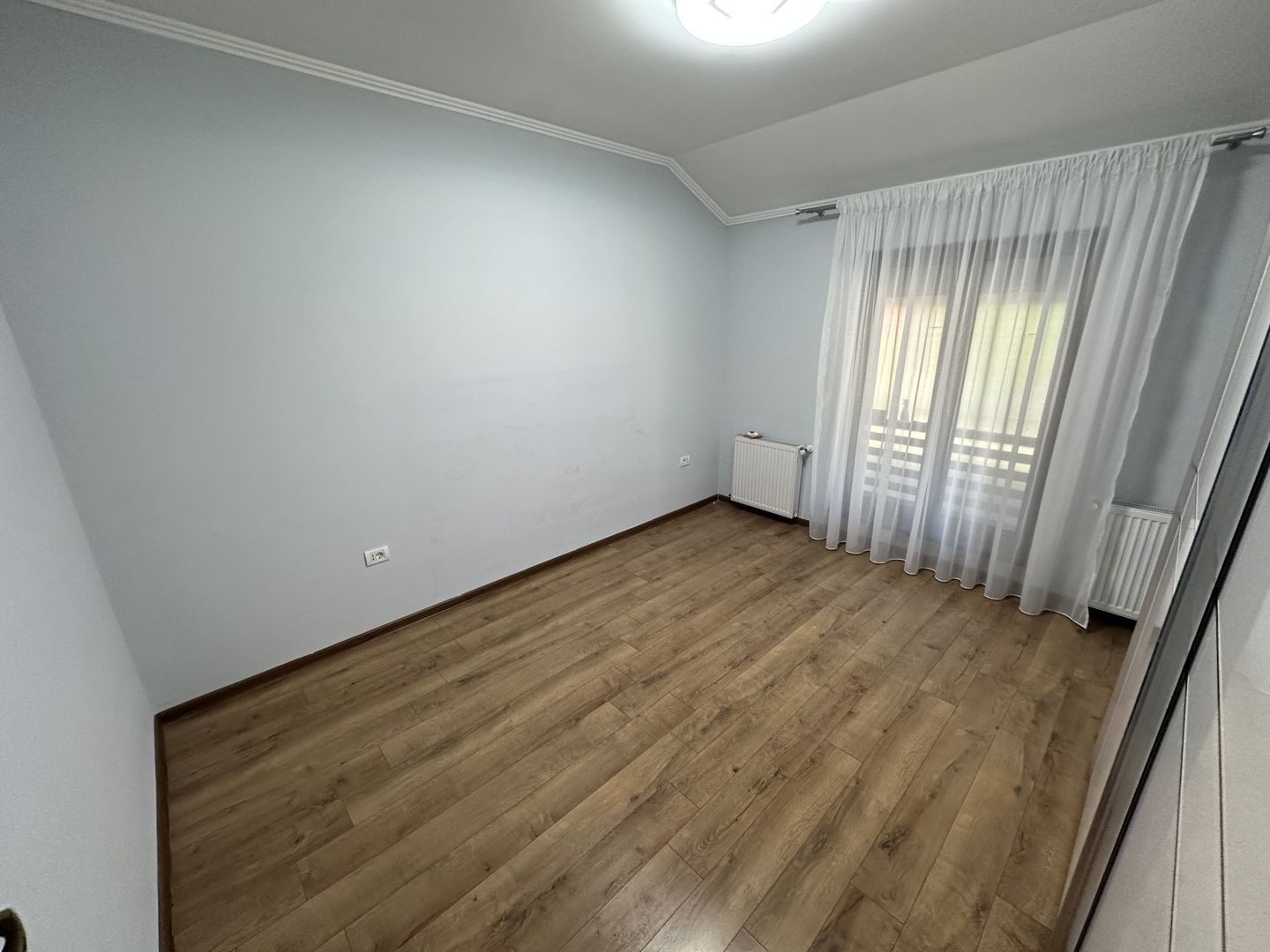 Casa parter cu carpot - Poză 21
