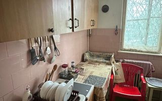 Apartament 3 camere la parter Bd Constructorilor ideal investitie - Poză 9
