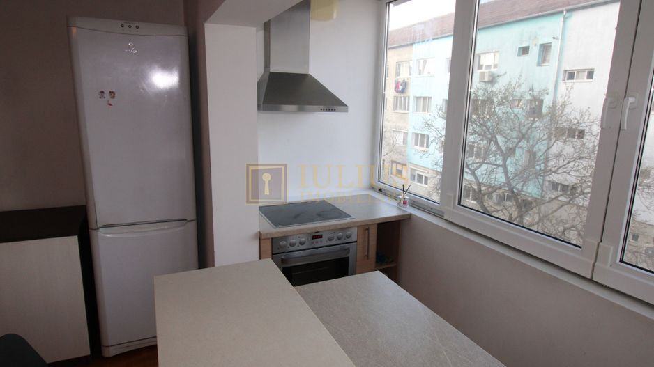 3 camere, zona Dambovita, apt superb, centrala proprie, disponibil imediat - Poză 5