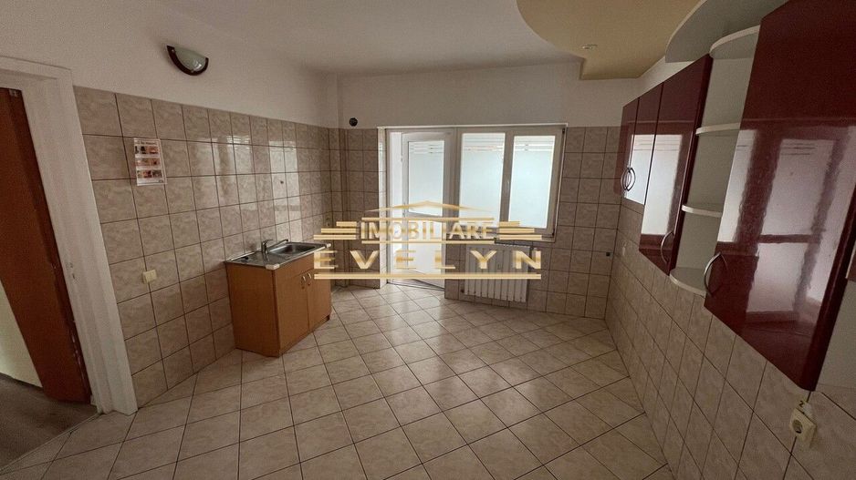 Cladire Comerciala De Vanzare, Zona Bld. Mihai Eminescu, Pret 690000 Euro Negociabil - Poză 9