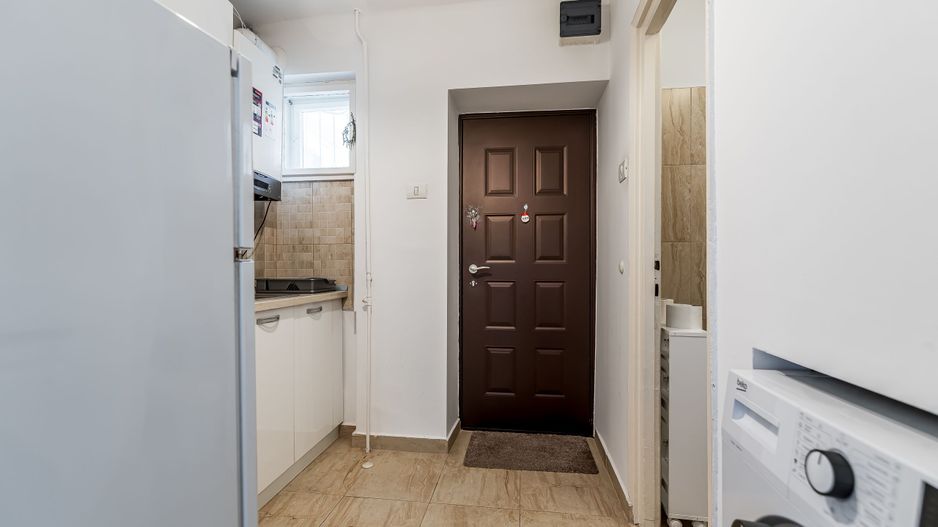 Câștigi o oră pe zi! Apartament cu 2 camere ultracentral, etaj 2 - Poză 3