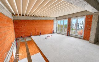 Penthouse cu potential exceptional, la rosu, 170mp, mansardabil pana la 300mp - Poză 9