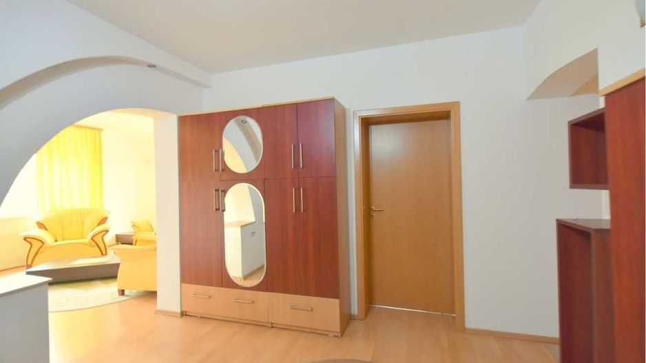 3 camere |  Punctele Cardinale | Centrala Proprie | 2 Bai - Poză 6
