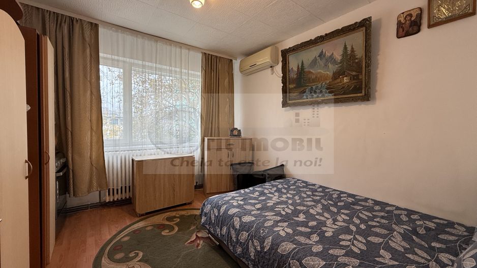 2 CAMERE TATARASI SCOALA 4 IONET TEODOREANU , GEAM LA BAIE, CENTRALA. - Poză 5