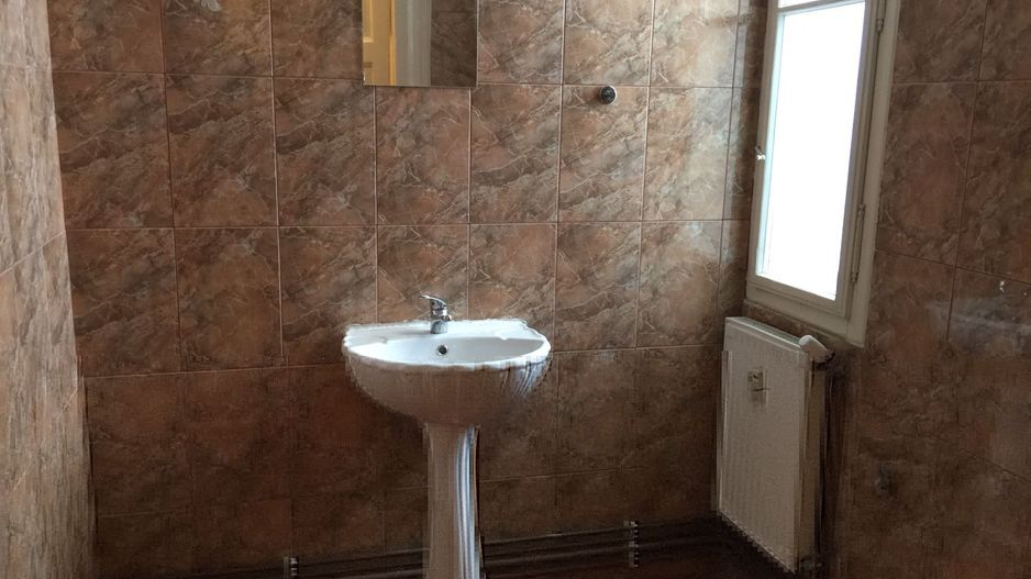 Spatiu birouri ultracentral-zona pietonala - Poză 4