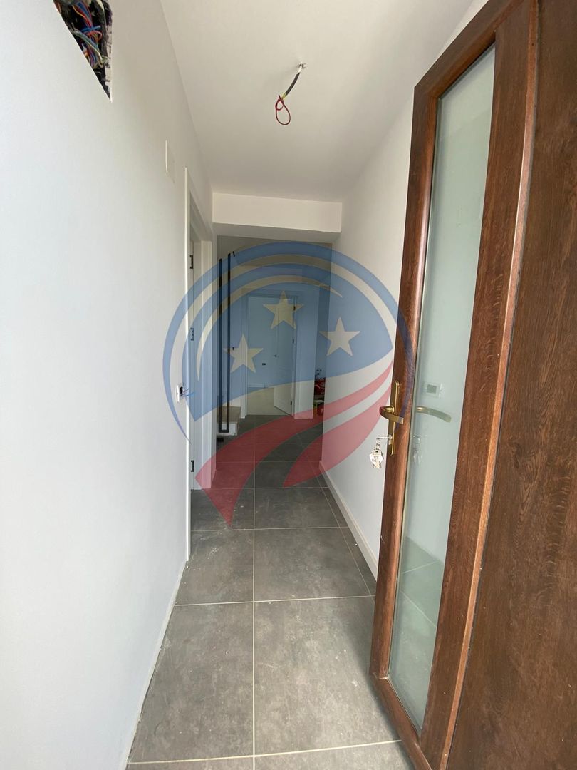 CASA SPATIOASA 4 DORMITOARE 100 M UTILI ZONA CAPSUNARIE DAMILA - Poză 2