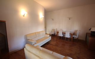 Apartament deosebit cu 3 camere în zona P-ta Victoriei - Poză 3
