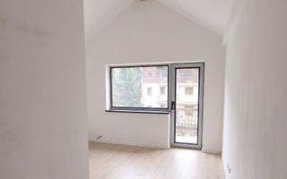 Apartament cu 2 camere 59,40 mp + 30 mp pod - Busteni cartier Zamora - Poză 2