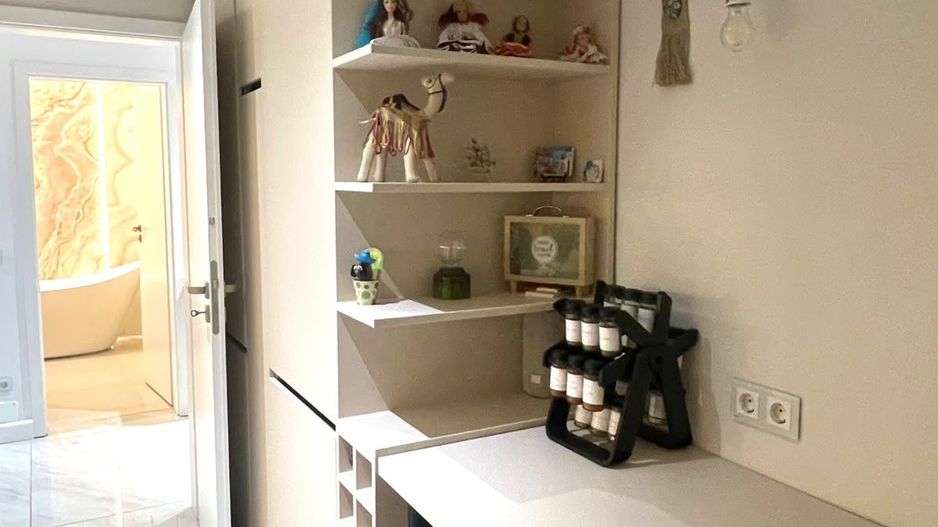 Apartament 2 camere decomandate, etaj intermediar, terasa, parcare - Poză 2