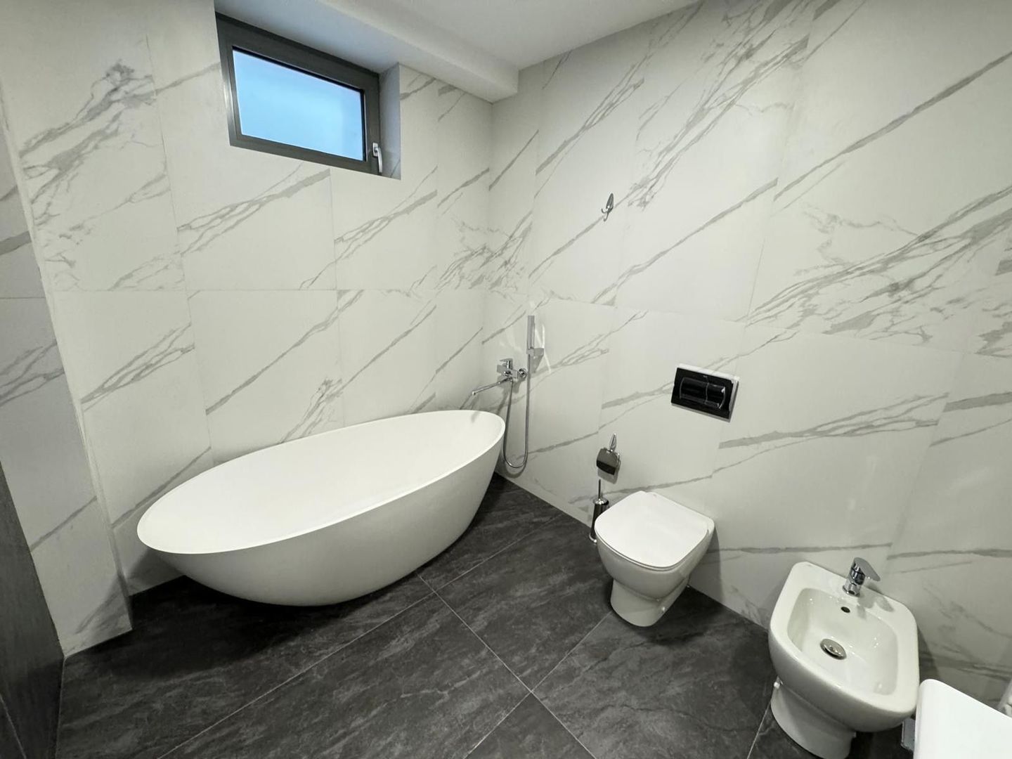 Vila  6 camere de inchiriat - Poză 19