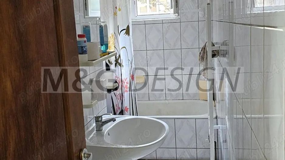 Vand apartament 2 camere etaj 1, CENTRALA, zona Sagului Piata Doina - Poză 3
