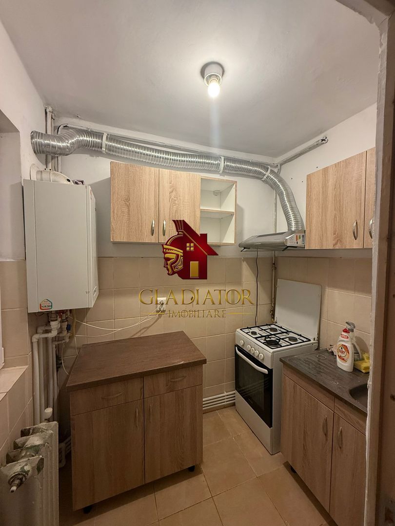 Garsoniera Mircea cel Batran, centrala, lift, parcare in zona, nu rata - Poză 9