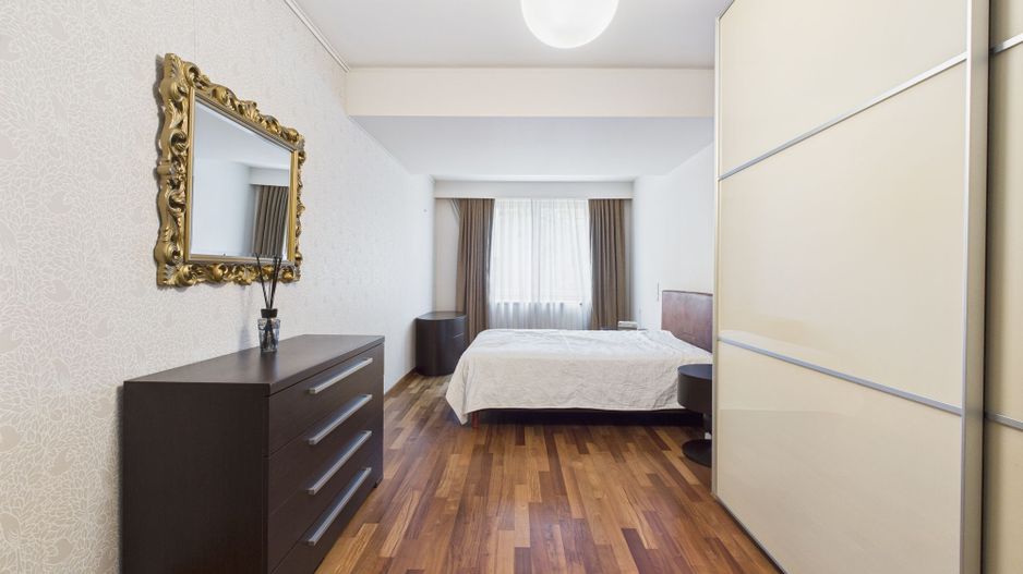 Apartament deosebit, cu 4 camere, pe Șoseaua Nordului - Poză 8