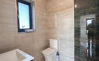 Casa Individuala de vanzare - Teren 350 mp | 4 camere - 3 bai - Poză 8