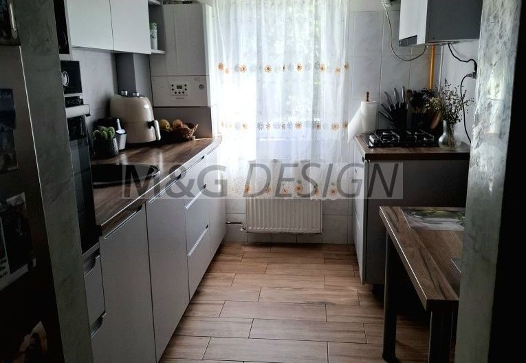 Apartament 3 camere Lipovei etaj 2 - Poză 2