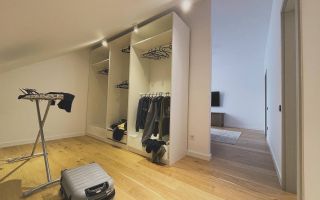 Casă cu design modern & suflet autentic – 200 m² de confort și rafinam - Poză 35