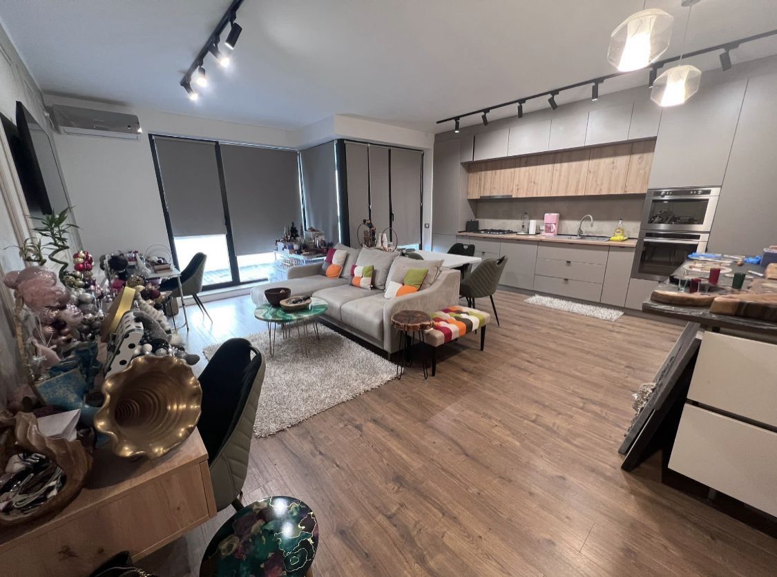 Ap 2 camere Tomis Park cu terasa 108 utili schimb - Poză 3