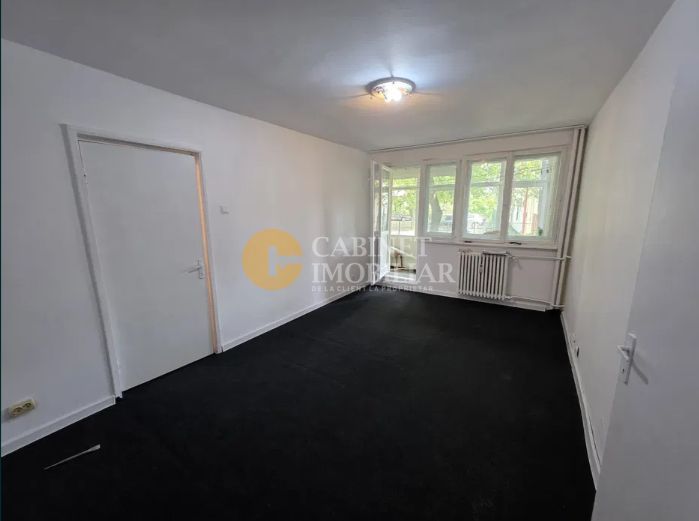 2 Camere Semidecomandat – Zona Piața Chirilă, Tătărași - Poză 4