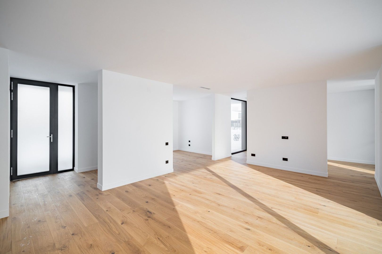 Vila 6 camere in Amber Forest - Poză 3