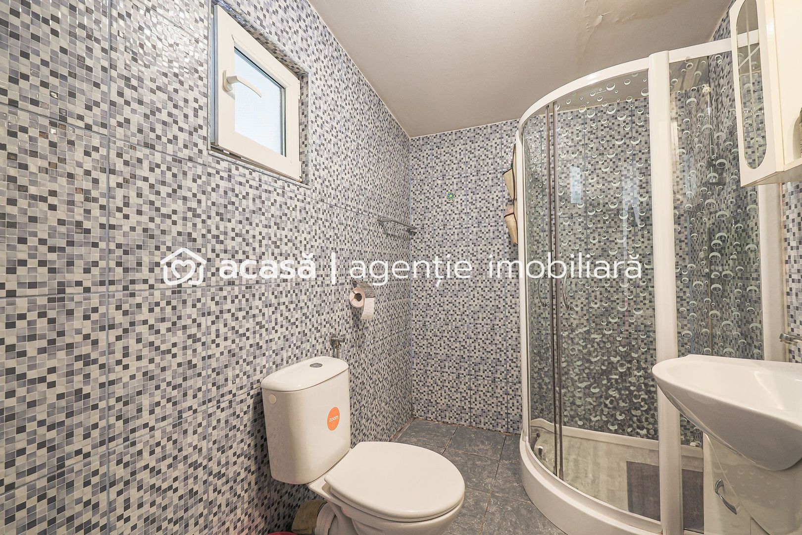 Rezervat Casă renovată cu 3 camere din cărămidă în Gradiste - Poză 7