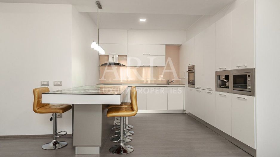 PERSEPOLIS Apartament 4 Camere Zona Heastrau - Poză 1