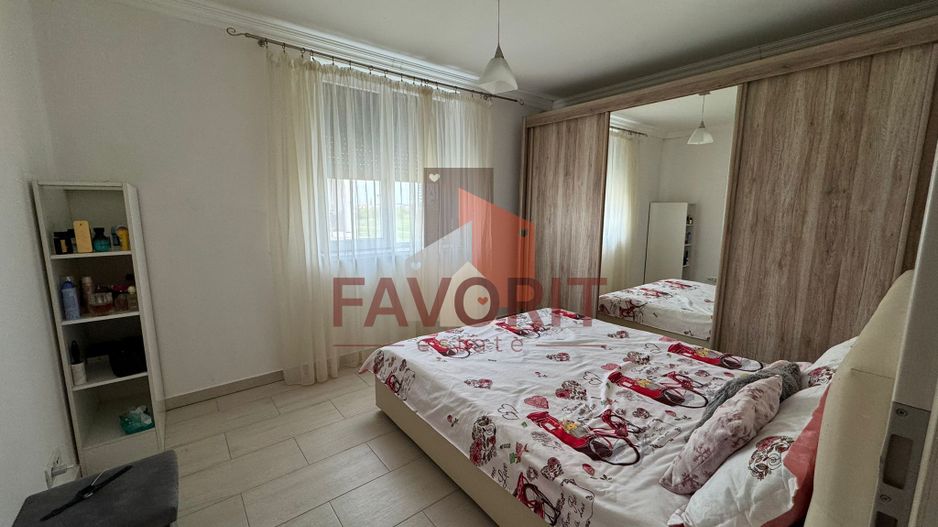 Mobilat si utilat. Zona Decathlon . Loc de parcare - Poză 6