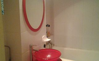 Auchan Titan Metrou 1 Decembrie 1918 renovata mobilata utilata - Poză 1