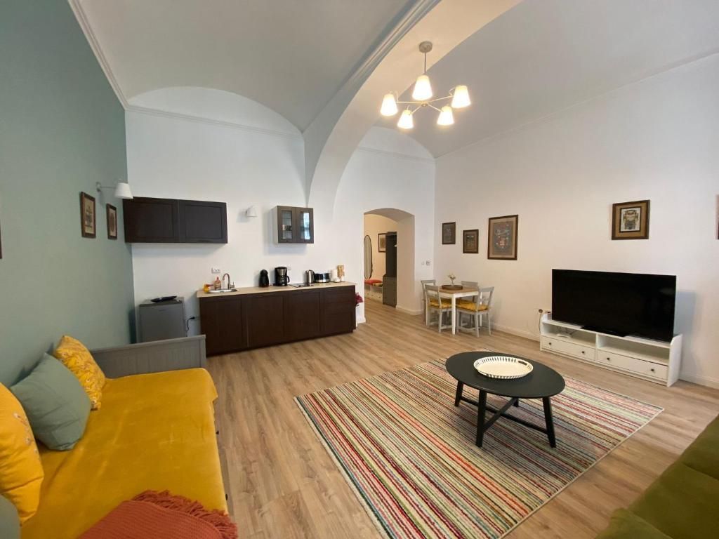 Apartament 2 camere clădire istorică - Poză 10