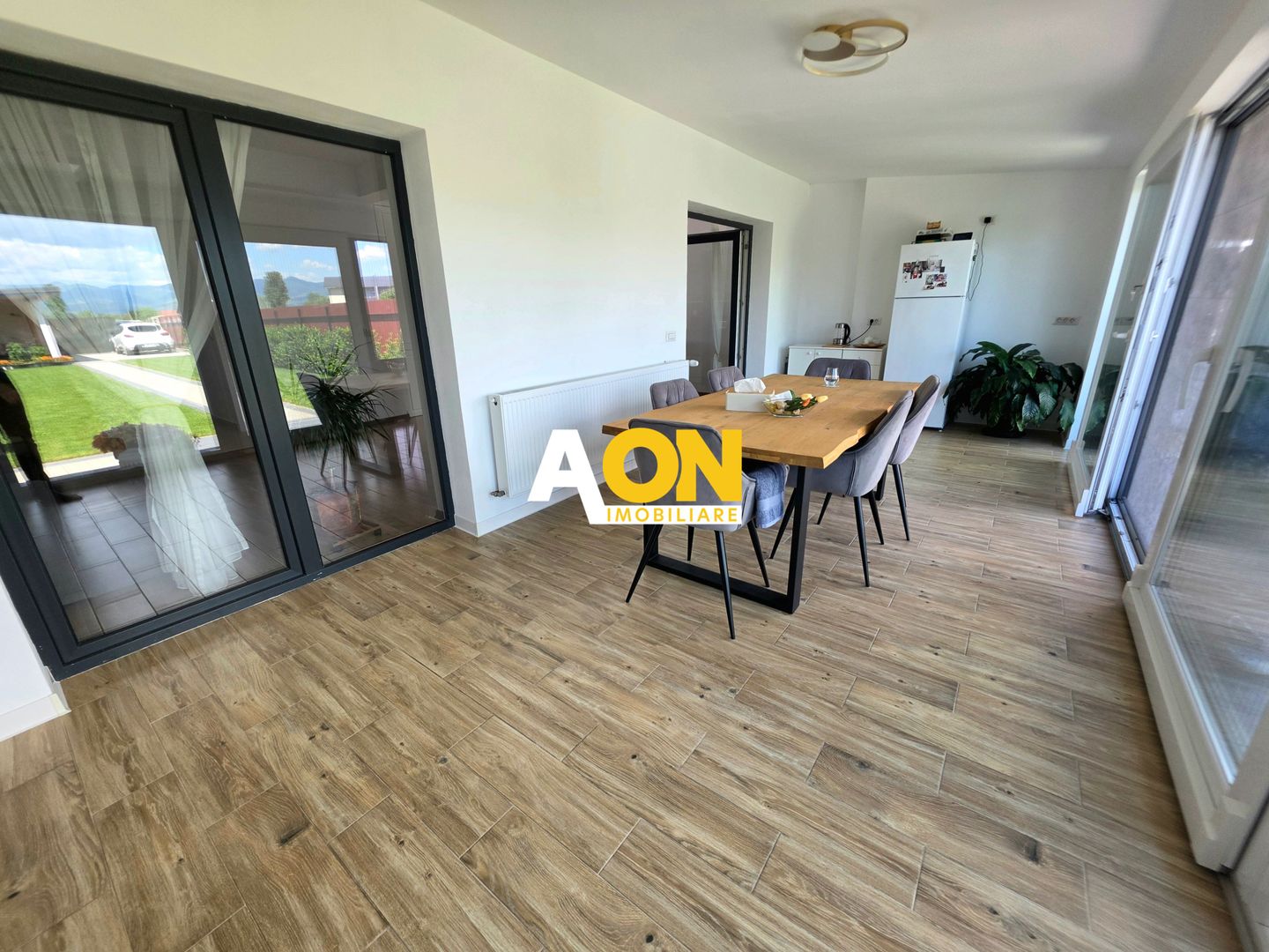 Casa 3 Camere, 2 Bai, 390mp Teren, Complet Mobilata si Utilata - Poză 4