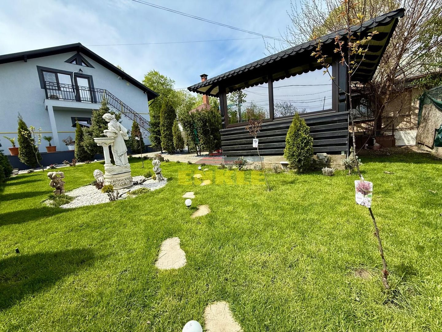 Casă de închiriat – 3 camere, complet mobilată și utilată - Poză 10