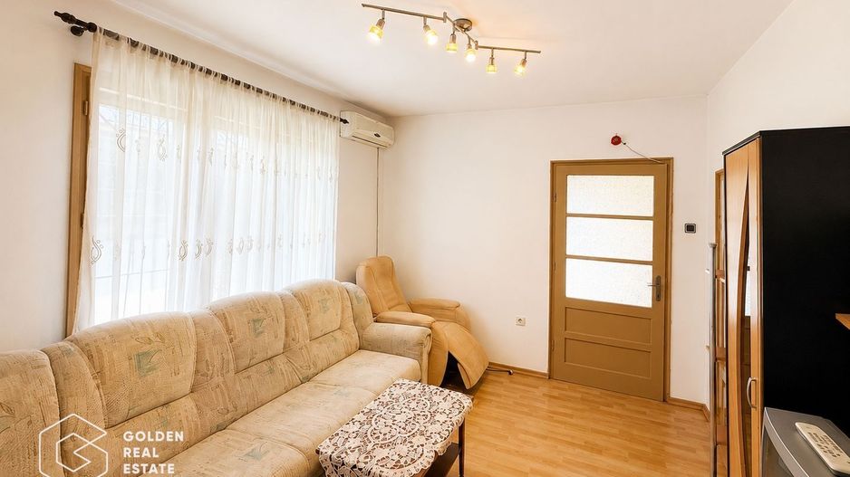 Casa cu teren 688 mp, 2 corpuri de cladire, Parneava - Poză 11