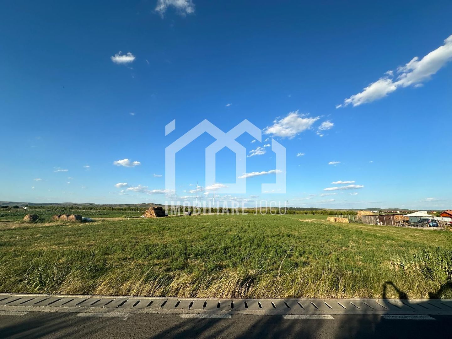 Teren intravilan construcție casă individuală 902 mp - Jucu de Sus - Poză 1