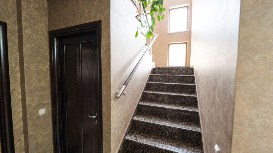 Vila moderna S+P+M, piscina acoperita, sauna, sala fitness-zona Ford/Cassia Park - Poză 21