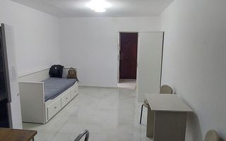 Inchiriez garsoniera la gara Nicolina - Poză 1