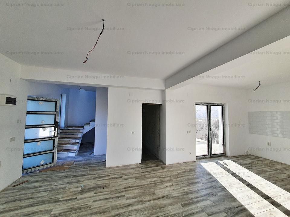Vila moderna 4 camere, zona Prundu, Valea Geamana - Poză 20