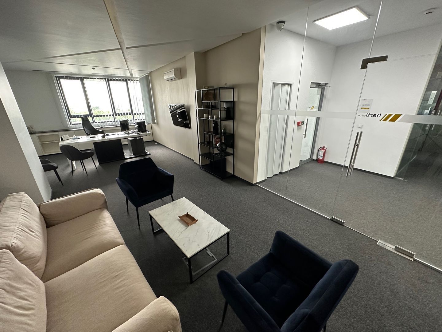 Clădire de inchiriat clinica / birouri - Poză 5