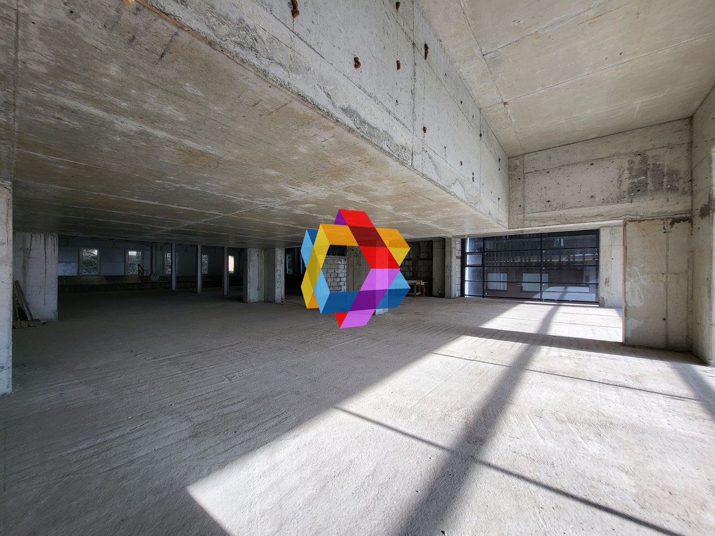 Clădire mixta -3600 mp - Poză 23