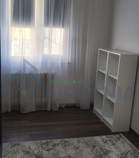Apartament 3 camere de închiriat în Alexandru cel Bun, lângă Liceul Miron Costin - Poză 3
