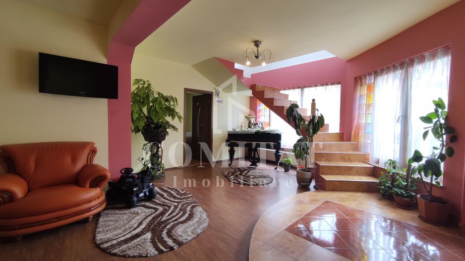 Doua case individuale tip vila de vanzare  | 500 mp | Marasti - Poză 1