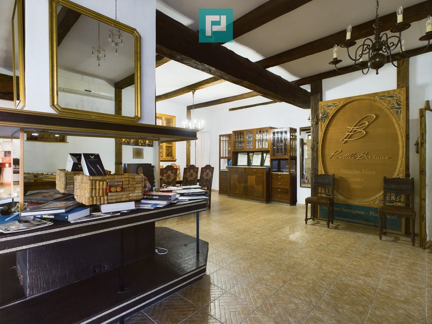 Spațiu comercial - Crama Pivnițele Birăuaș - Poză 11