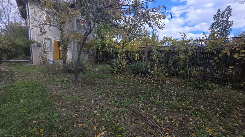 Casa vacanta zona colinara la 5 minute de municipiul Targoviste - Poză 11